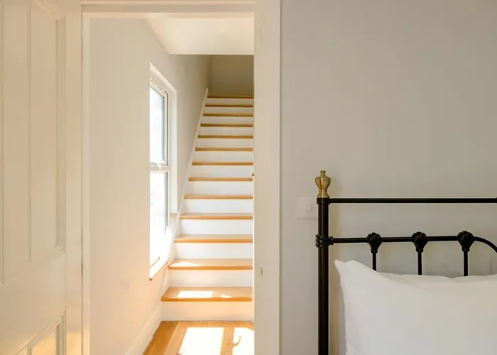 North Street - 2 Bedroom - Hopewell Διαμέρισμα